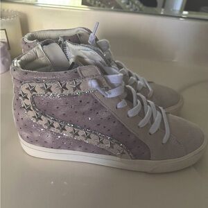 Vintage Havana high top sneakers size 7